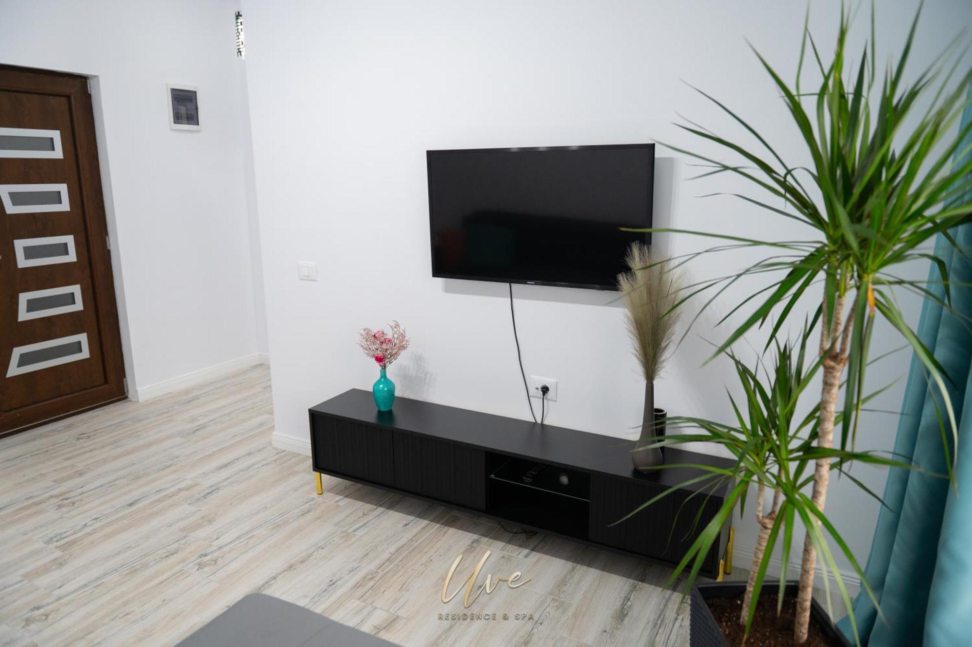 Uve Residence & Spa Piatra Neamţ 外观 照片