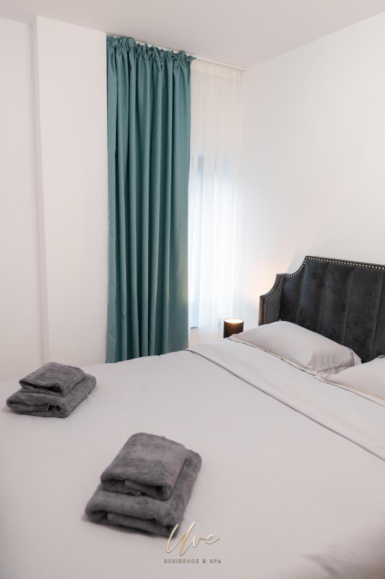 Uve Residence & Spa Piatra Neamţ 外观 照片