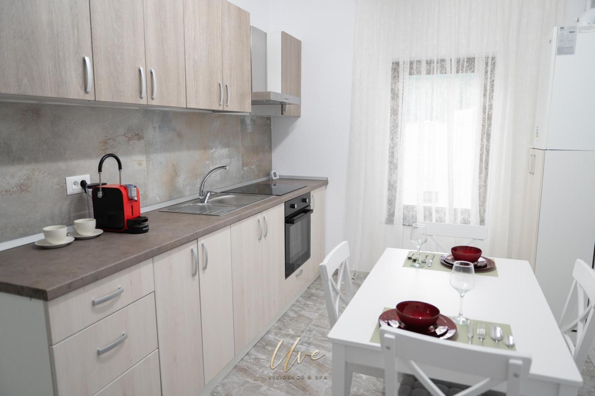 Uve Residence & Spa Piatra Neamţ 外观 照片