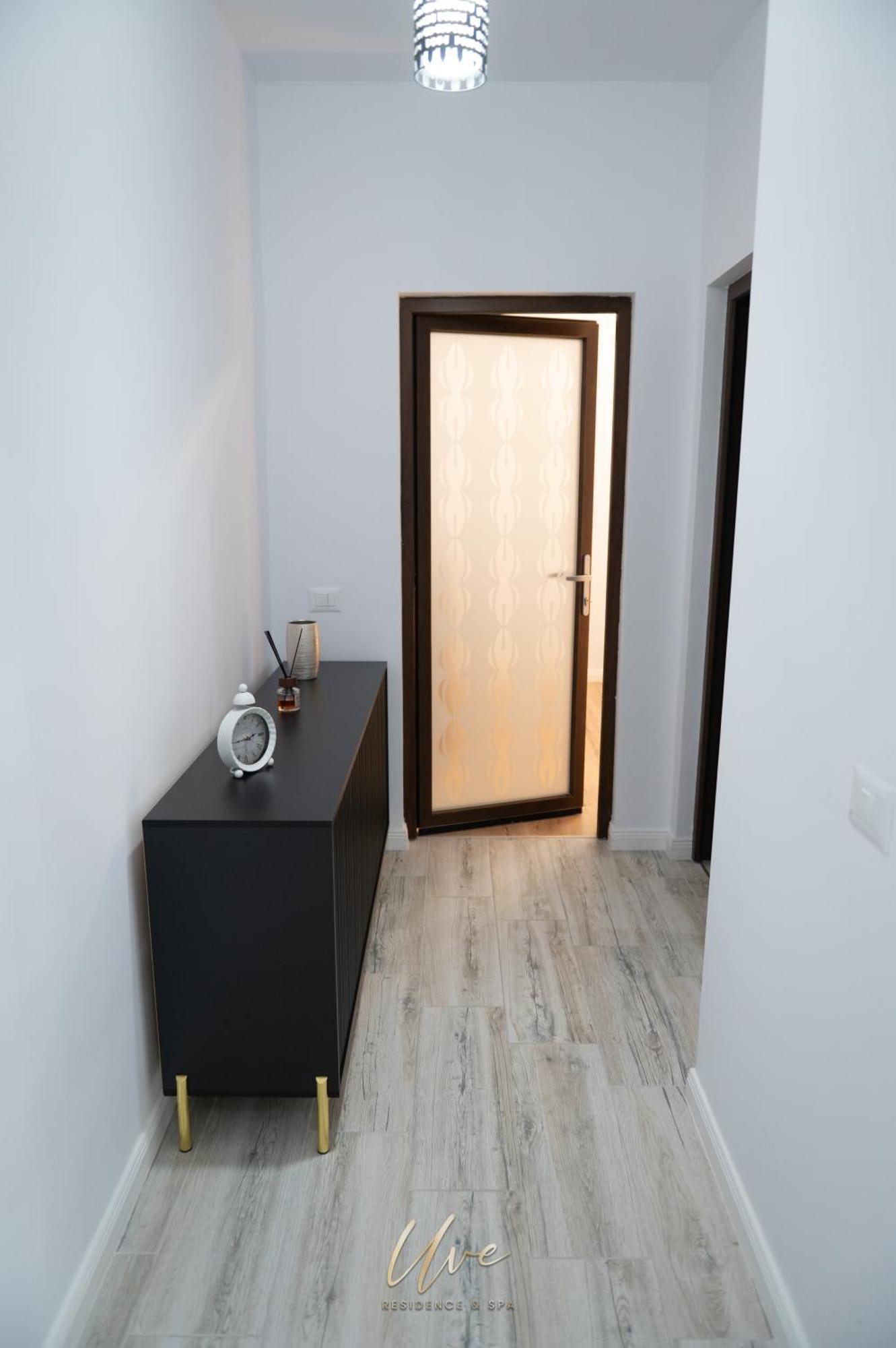 Uve Residence & Spa Piatra Neamţ 外观 照片