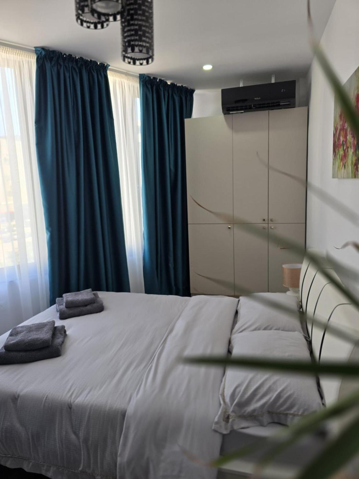 Uve Residence & Spa Piatra Neamţ 外观 照片